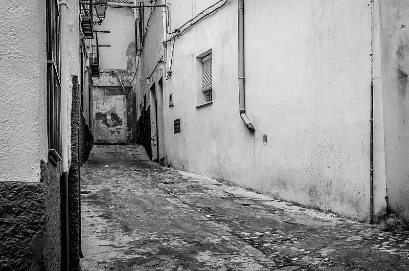 Solares y casas abandonadas